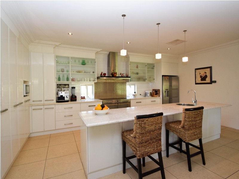 14 Yale Court, Wangaratta VIC 3677