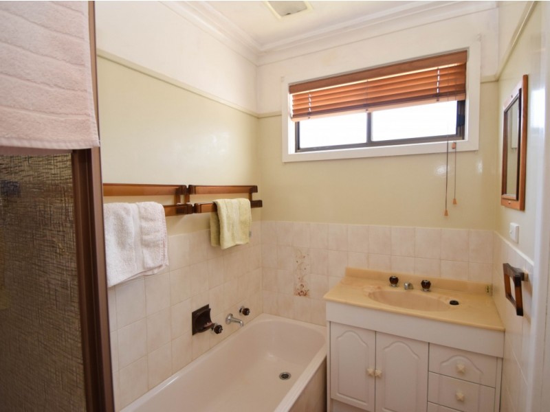 4 Howell Street, Wangaratta VIC 3677