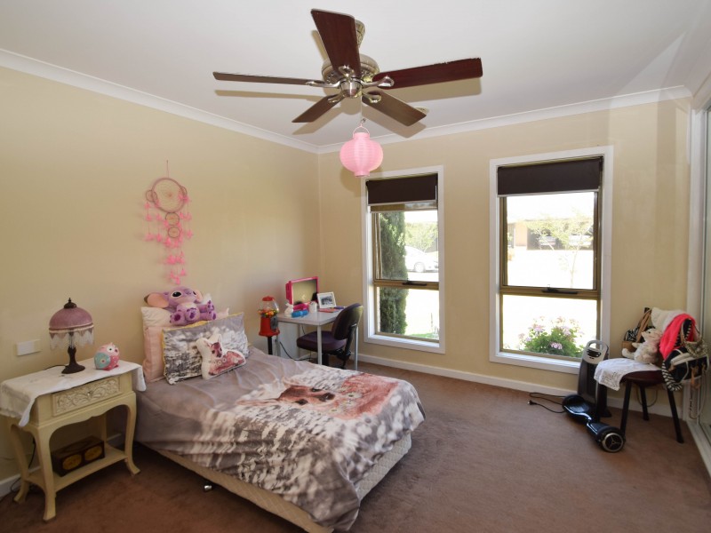 25 Swinburne Drive, Wangaratta VIC 3677