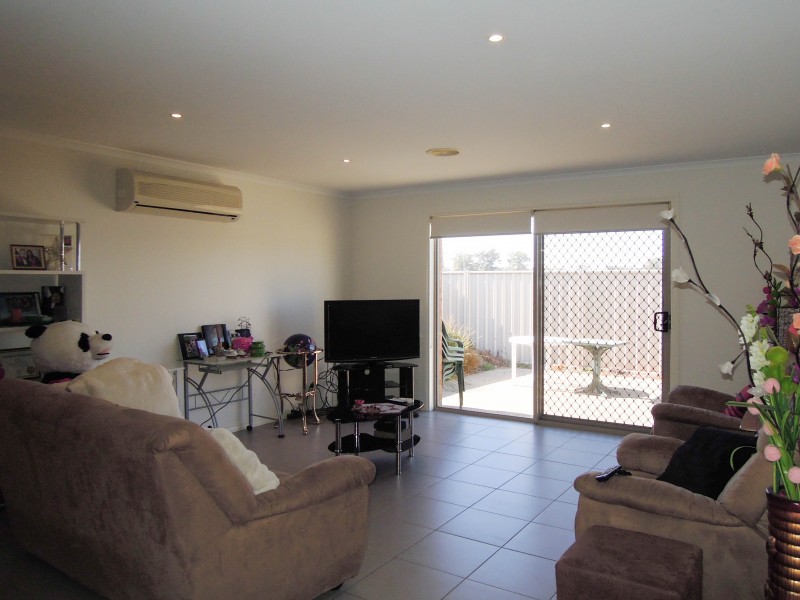 7 Joyce Way, Wangaratta VIC 3677