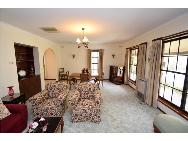 18 Willow Drive, Wangaratta VIC 3677