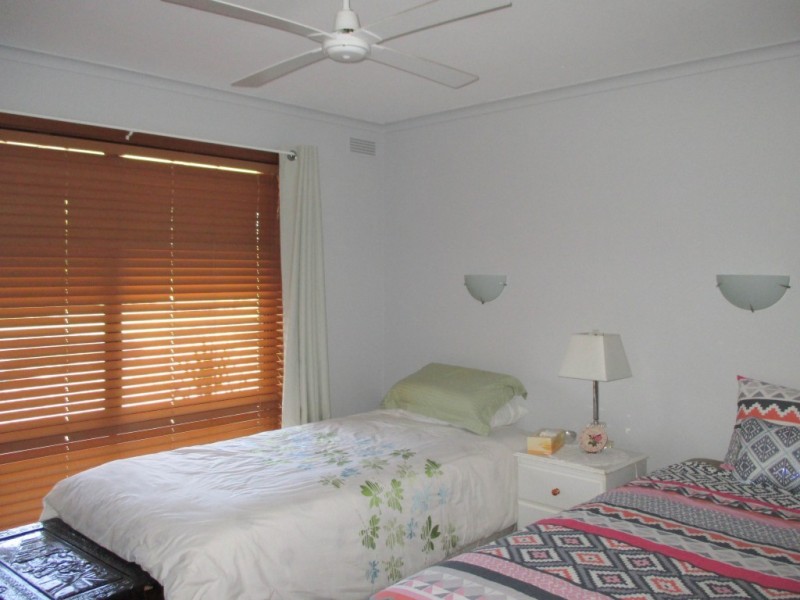 14 Ely Street, Oxley VIC 3678