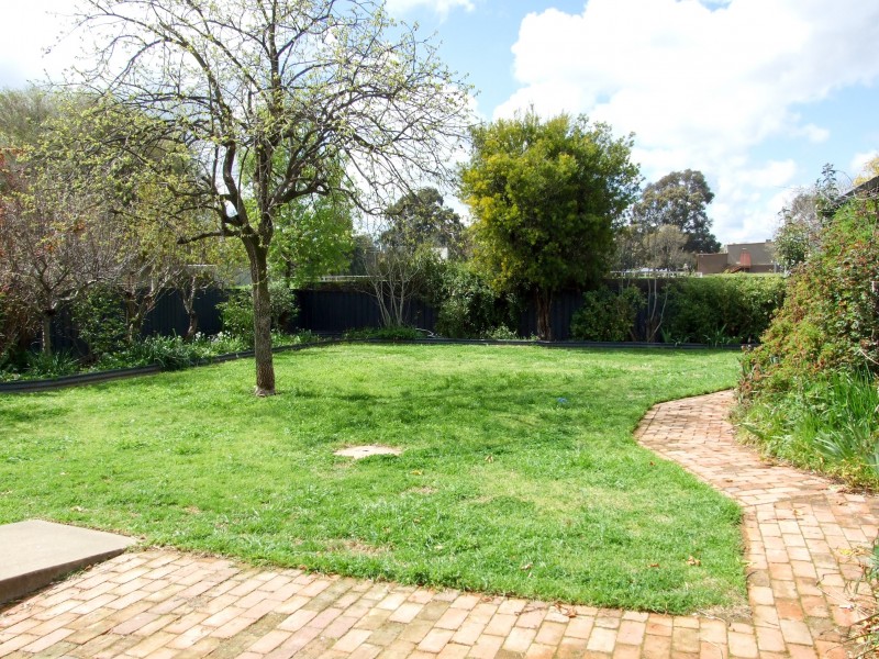 9 Younger Street, Wangaratta VIC 3677