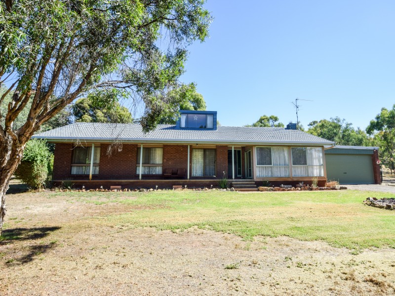 15 Twamley Road, Glenrowan VIC 3675