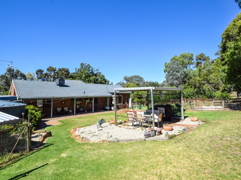 15 Twamley Road, Glenrowan VIC 3675