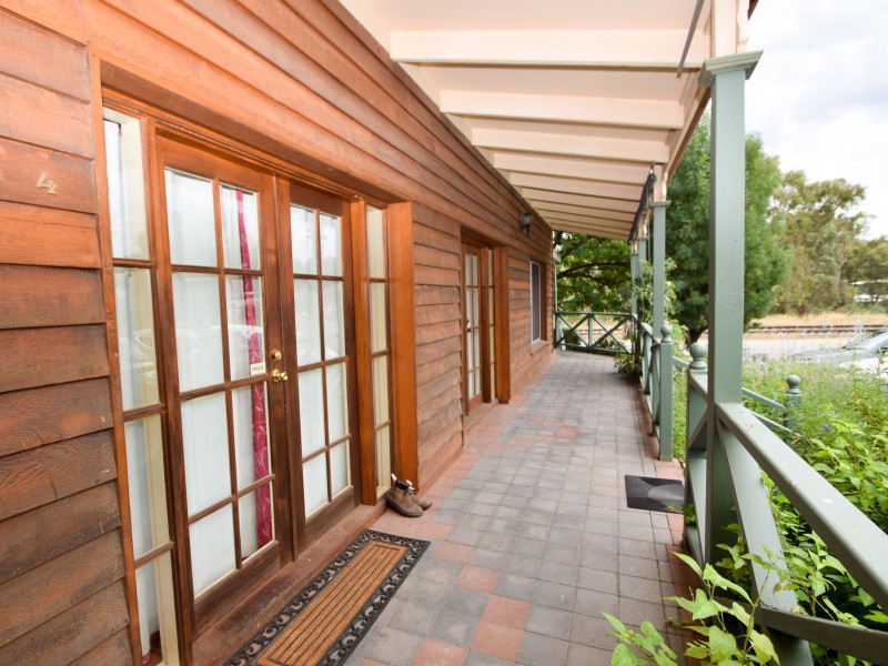 4/33 Gladstone Street, Glenrowan VIC 3675