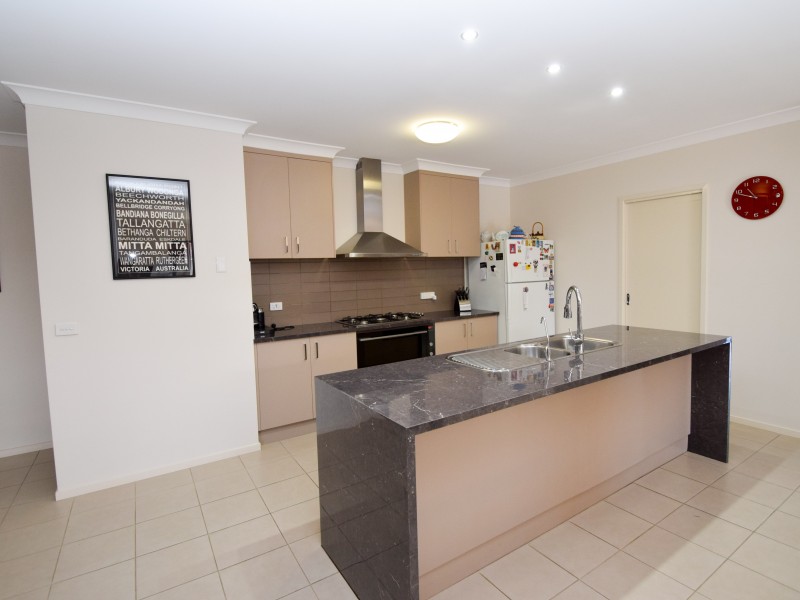 11 Logan Drive, Wangaratta VIC 3677