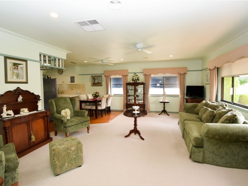 13 Langtree Avenue, Wangaratta VIC 3677