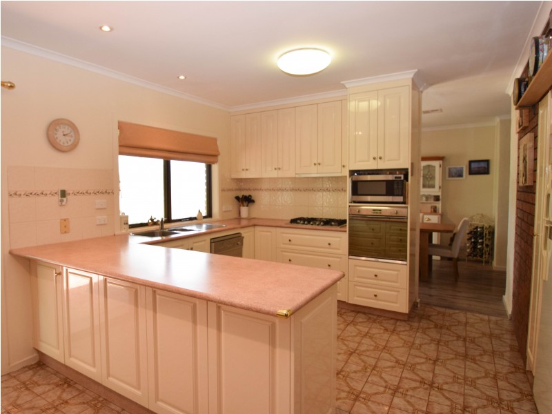 1370 Warby Range Road, Wangandary VIC 3678