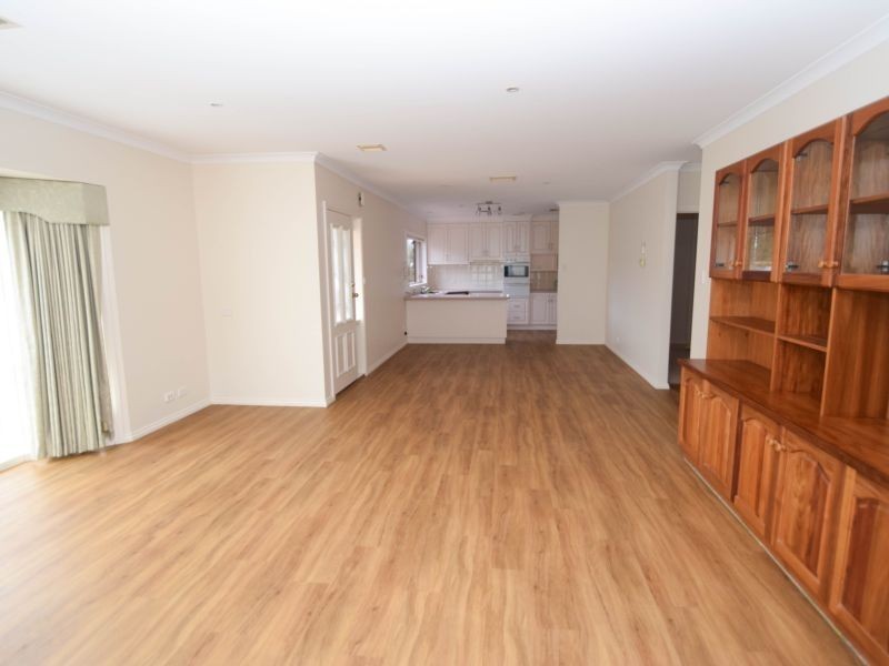 1/4 Colleen Close, Wangaratta VIC 3677