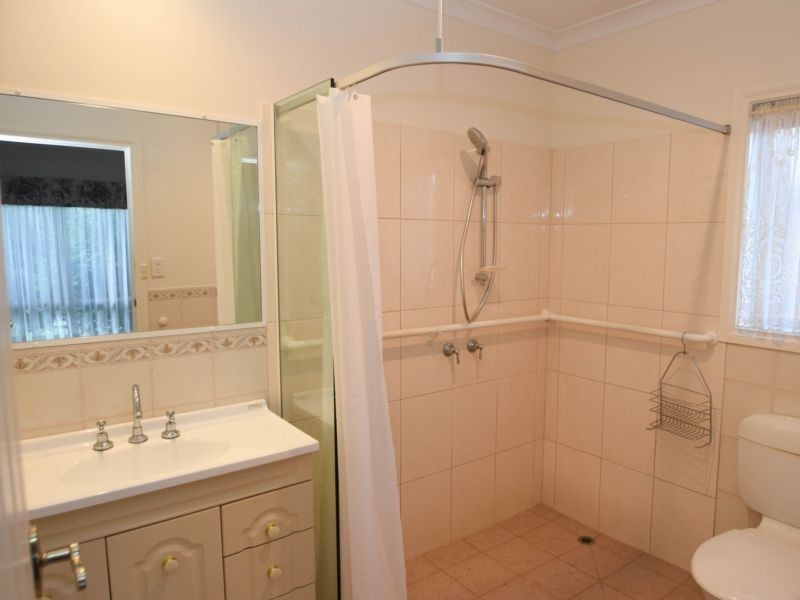 1/4 Colleen Close, Wangaratta VIC 3677