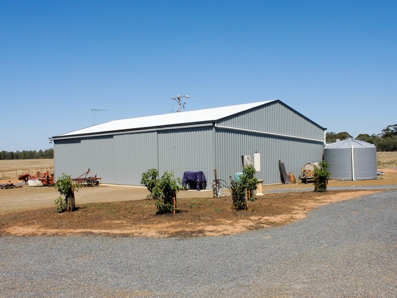 263 McPhails Road, Bundalong VIC 3730