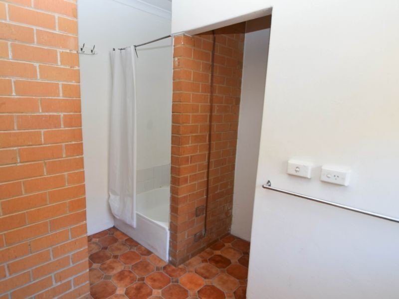 2/21 Clark Street, Wangaratta VIC 3677