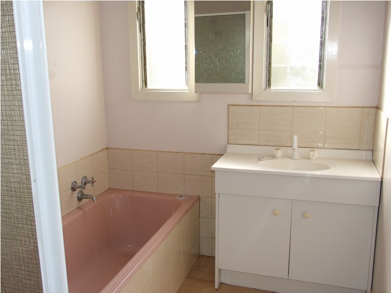 9 Younger Street, Wangaratta VIC 3677