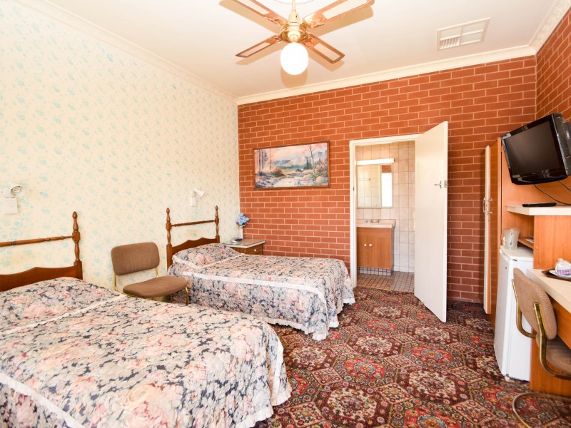 12 Chisholm Street, Wangaratta VIC 3677