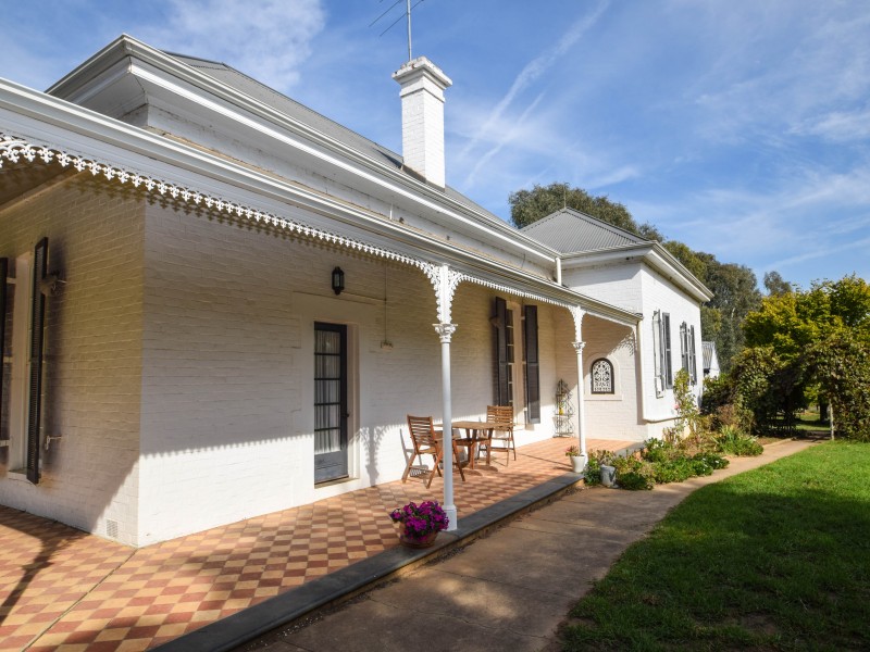 1045 Wangaratta-Yarrawonga Road, Killawarra VIC 3678