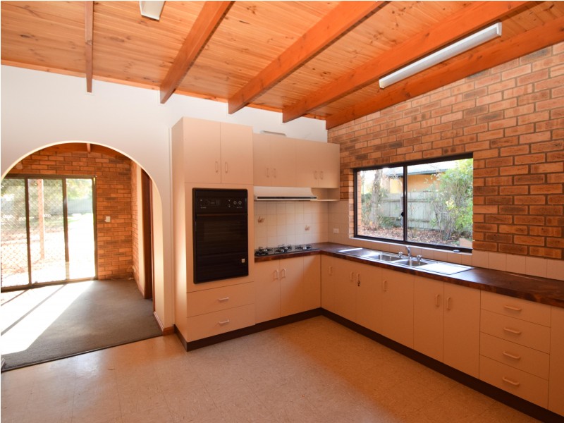 44 Docker Street, Wangaratta VIC 3677