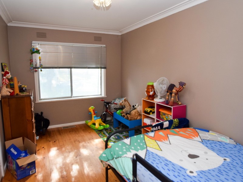 15 Rangeview Avenue, Wangaratta VIC 3677