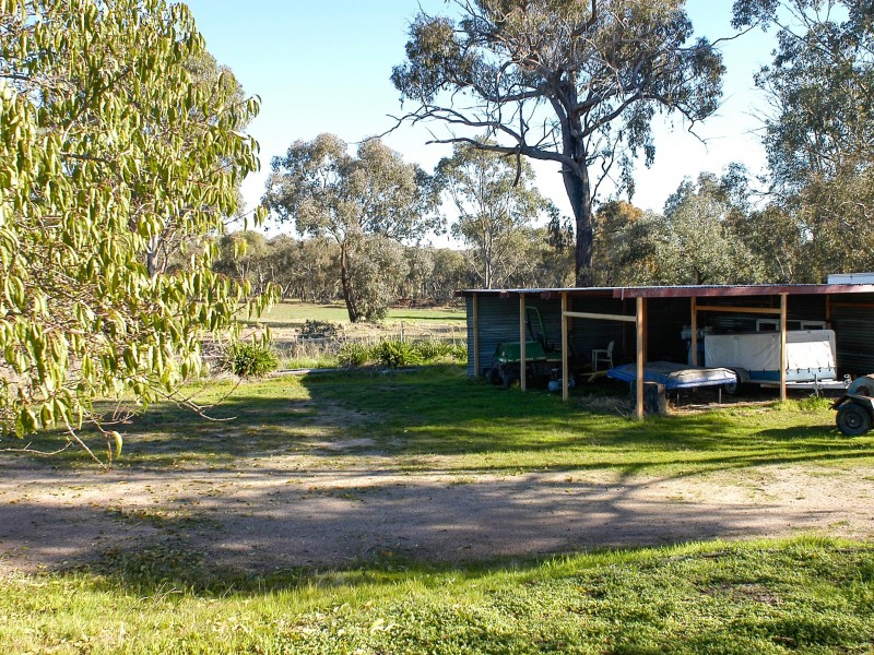 271 Naylors Road, Springhurst VIC 3682