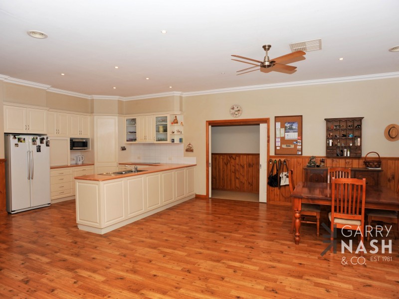 128 Wilson Road, Wangaratta VIC 3677