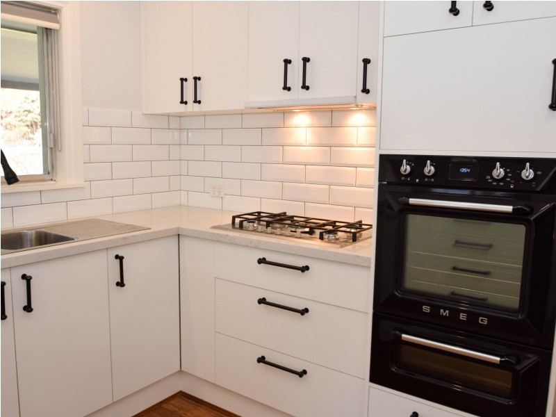 11-13 Wareena Street, Wangaratta VIC 3677