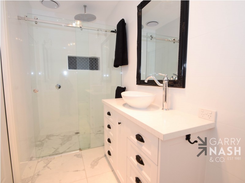 11-13 Wareena Street, Wangaratta VIC 3677