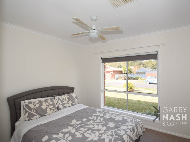 1/2 Grace Court, Wangaratta VIC 3677
