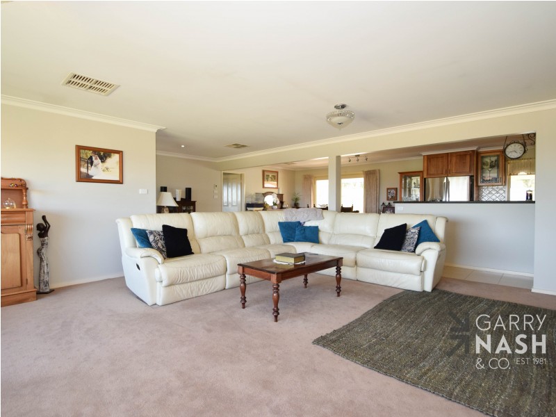 37 Omaru Road, Wangaratta South VIC 3678