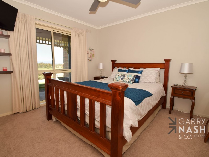 37 Omaru Road, Wangaratta South VIC 3678