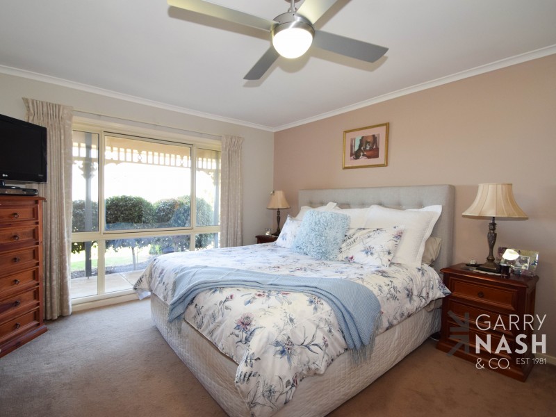 37 Omaru Road, Wangaratta South VIC 3678