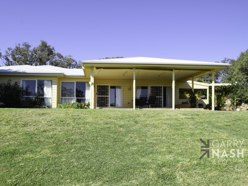 18 Rifle Range Road, Glenrowan VIC 3675
