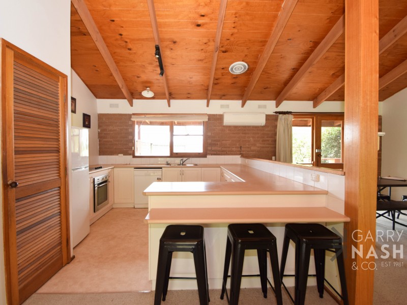 93 Snowdon Street, Oxley VIC 3678