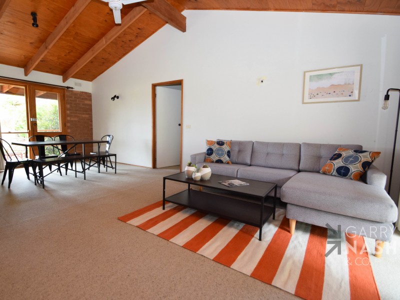 93 Snowdon Street, Oxley VIC 3678