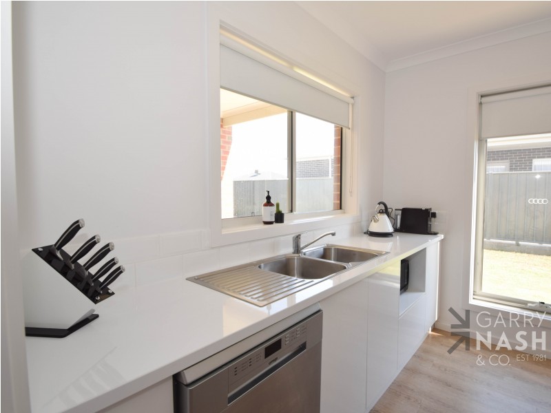 14 Peepbo Street, Wangaratta VIC 3677