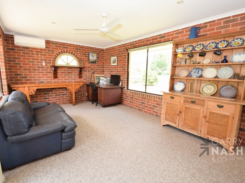 115 Smith Street, Oxley VIC 3678