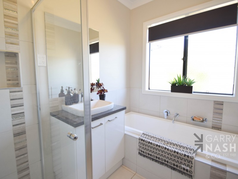 19 Kingfisher Drive, Wangaratta VIC 3677