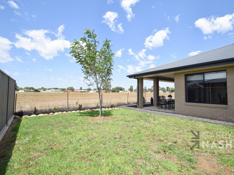 19 Kingfisher Drive, Wangaratta VIC 3677