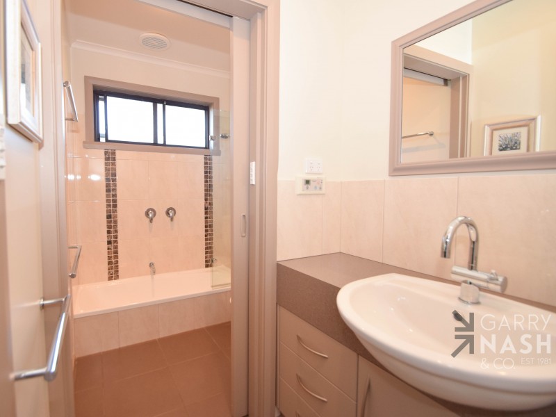 2 Lesley Court, Wangaratta VIC 3677