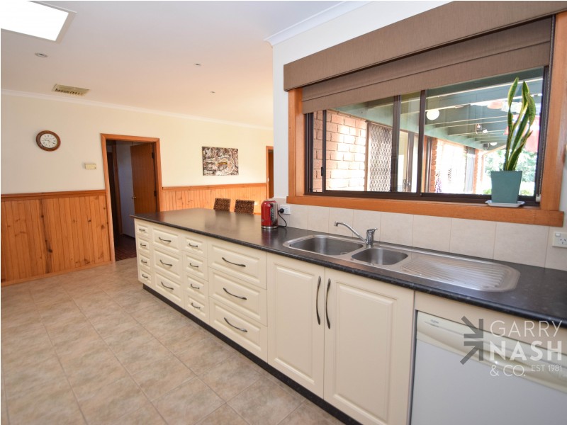 2 Lesley Court, Wangaratta VIC 3677