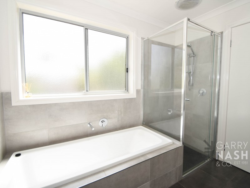 77 Ely Street, Oxley VIC 3678