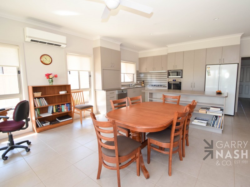 13 Silver Wattle Drive, Wangaratta VIC 3677