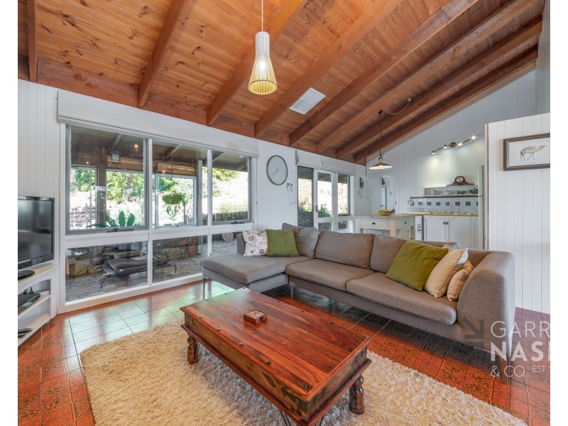 39 Yarrabee Road, Markwood VIC 3678