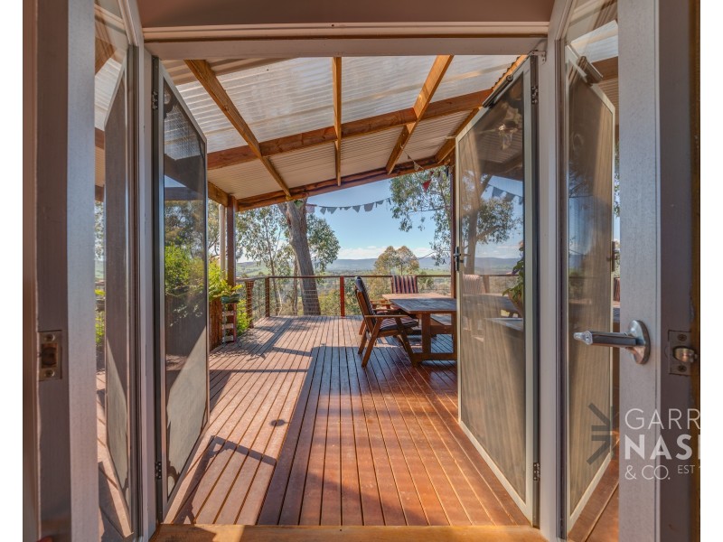 39 Yarrabee Road, Markwood VIC 3678