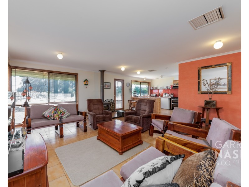 1090 Wangaratta-Eldorado Road, Londrigan VIC 3678