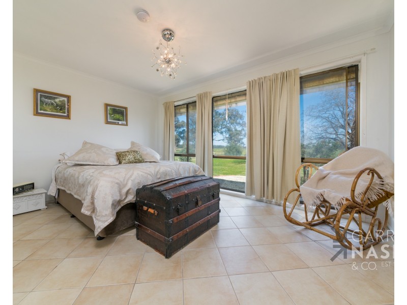 1090 Wangaratta-Eldorado Road, Londrigan VIC 3678