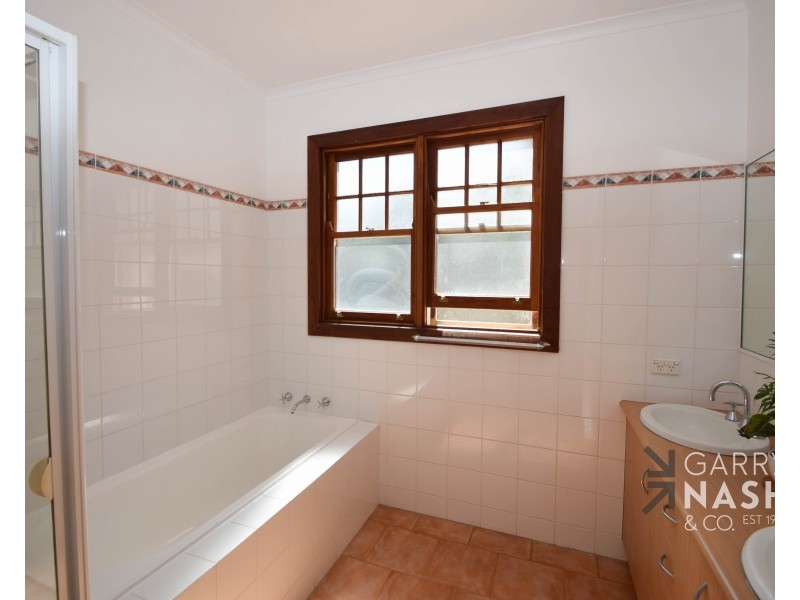 11 Warby Street, Wangaratta VIC 3677