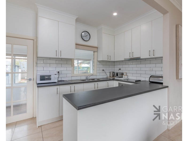 11 Raymond Street, Wangaratta VIC 3677