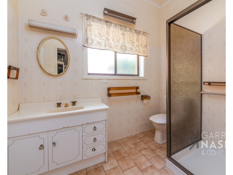 2 Crisp Street, Wangaratta VIC 3677