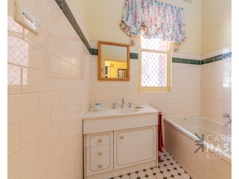 2 Crisp Street, Wangaratta VIC 3677