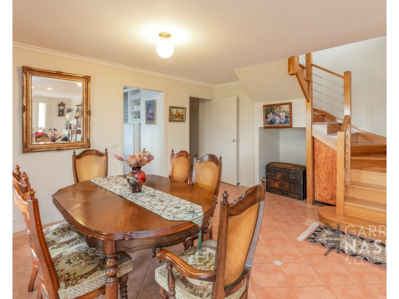 77 Illawong Road, Markwood VIC 3678